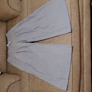 Pleated wide leg pants